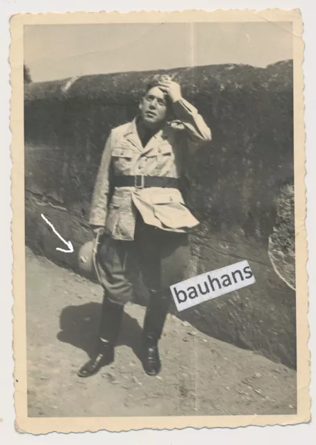 Foto Italien, Offizier Wehrmacht mit Tropenhelm Südfront 2.WK  (9210x)
