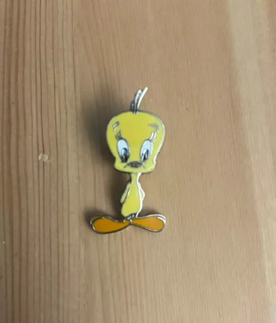 Tweety Bird | Enamel Pin | Looney Tunes WB Cartoon