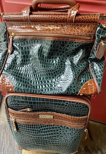 Samantha Brown and Green Faux Croco Embossed 22" Spinner Wheeled Upright Luggage