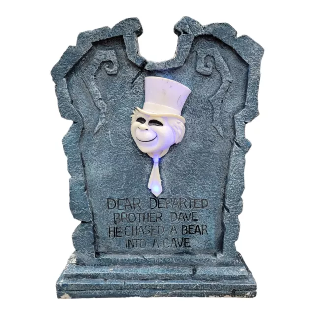 DISNEYLAND HAUNTED MANSION Hitchhiking Phineas Ghost Tombstone Big Fig ...