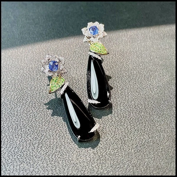 【KOOJADE】Emerald Black Jadeite Jade Earring 《Grade A》