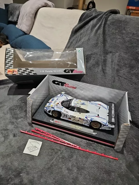 Maisto 1/18 Porsche 911 GT1 Le Mans 1998