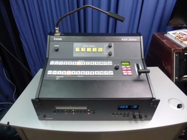 HD Video Mischer Switcher Scaler Extron ISS 408 8 Kanal + Remote RC 2000