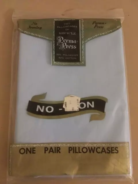 Vtg NWT Pair of Artlin Mills Perma-Press Standard Pillowcases Factory Seal, Blue