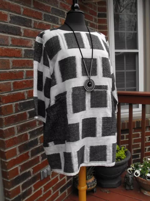 Beau Jours Size XL Woven Linen/ Cotton Black & White Boxy Silhouette Tunic