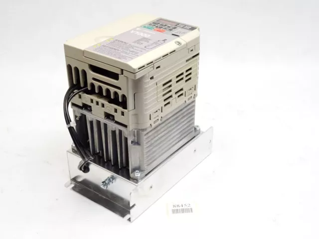 Yaskawa V1000 Frequenzumrichter CIMR-VC4A0004BAA 1.5kW + Filter A1000-FIV3005-RE
