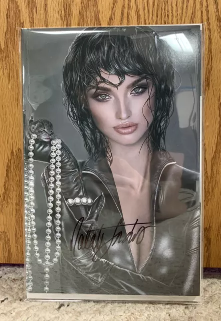Catwoman 80th Anniversary #1 *NM* CGC Signed Natali Sanders VIRGIN Variant-B