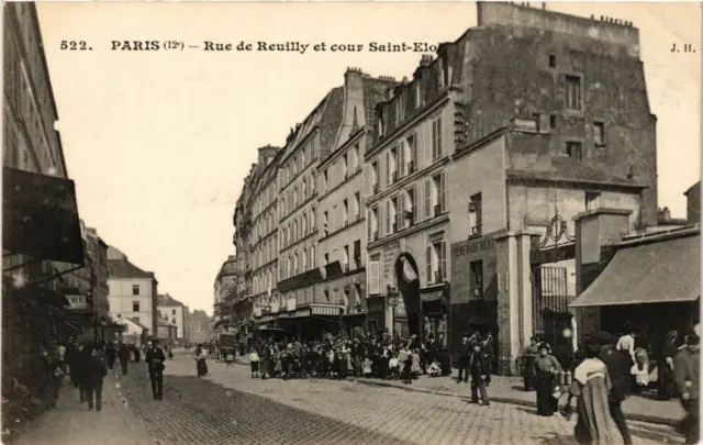 CPA AK PARIS 12th Rue de Reuilly and Cour St-Eloi (673405)