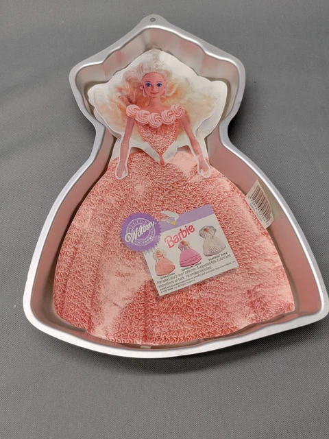 Vintage 1992 Wilton Barbie/Mattel Aluminum Cake Pan - #2105-2551