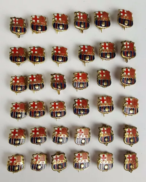 Ancien Insigne Émaillé Portugal - Grupo De Pétanca De Portimão - 1960s