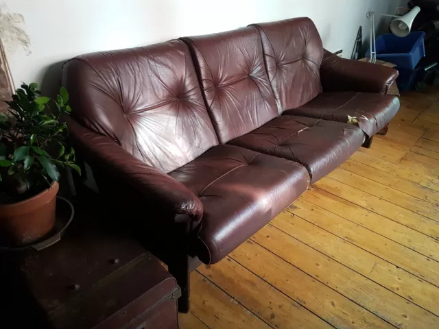 Vintage designer Danish mid-century Scandinavian leather sling back sofa 3 seat
