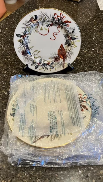 LENOX WINTER GREETINGS SALAD PLATE SET OF 8 CATHERINE McCLUNG HOLIDAY XMAS 8 1/8