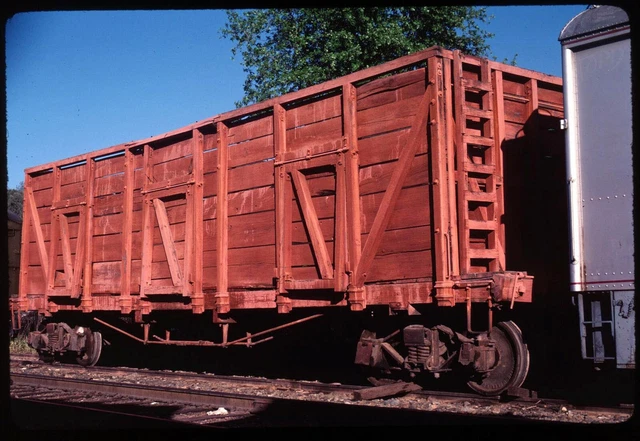 Original Rail Slide - UNK Unknown Railroad no location or number 6-1981 frt car