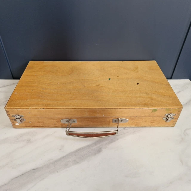 Ancenne boîte de pentre | Meuble de meter, Meubles de rangement, Bote