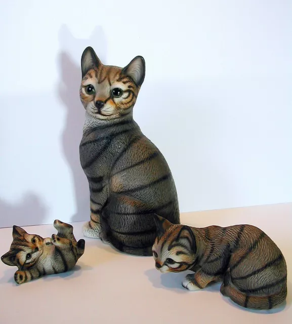 3 x Porzellan Figur Katze getigert handbemalt Royal Präsente Harvey Knox 3 cats