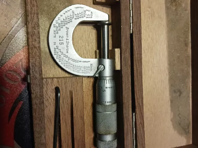 Brown and Sharpe No.215 Disc Micrometer Vintage Great Condition With Wood Box