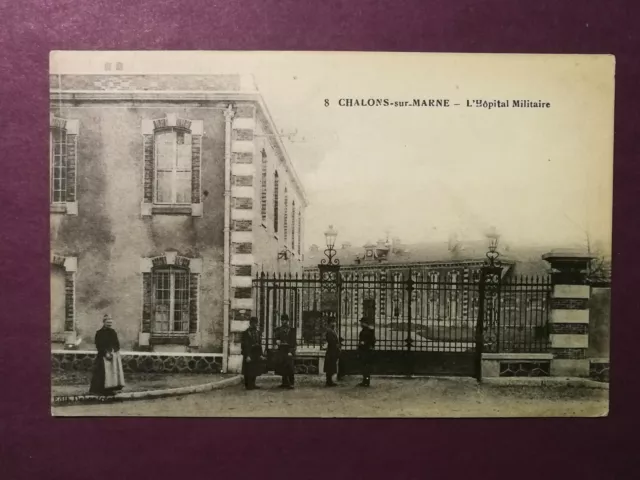 CPA 51 CHALONS-SUR-MARNE - Sentinelles Hôpital Militaire de la Caserne