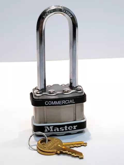 Master Lock Magnum Stainless Steel Commercial Padlock Boron Carbide Lock 2-1/2"