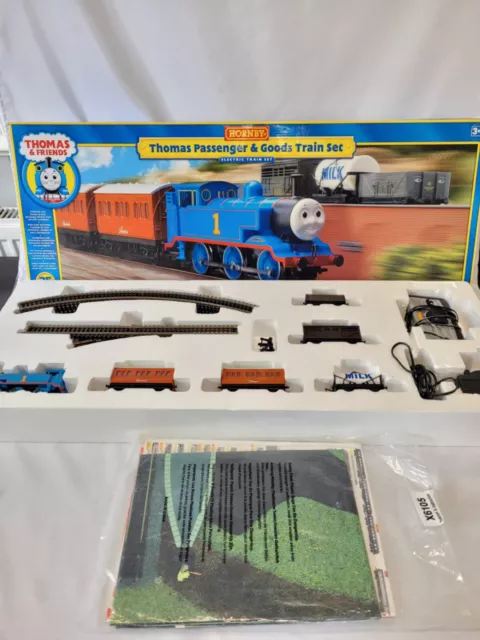 Hornby Thomas Passenger And Goods Train Set