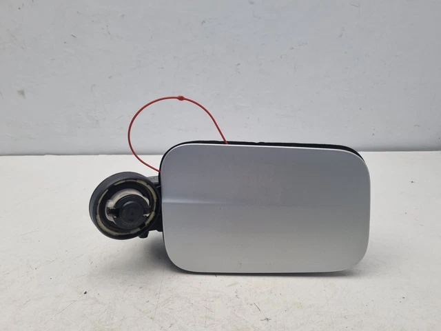 Mercedes E W212 Coperchio Flap Riempitivo Carburante In Argento 2126300067 2009 - 2013