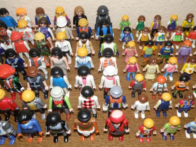 30 Playmobil Figuren - 20 Erwachsene - 10 Kinder + Zubehör Konvolut Sammlung