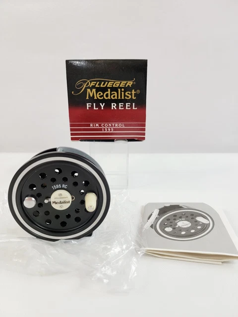PFLUEGER Medalist 1595 フライリール Pflueger Medalist Fly Reel | Pflueger®