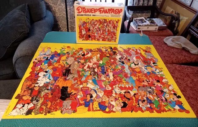 Vintage 1981 Whitman Disney Fantasy 300 Piece Character Jigsaw Puzzle *COMPLETE*