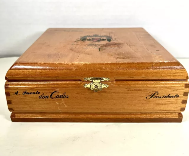 A. Fuente Don Carlos Reserva Superior Limitada  Empty Wooden Cigar Box