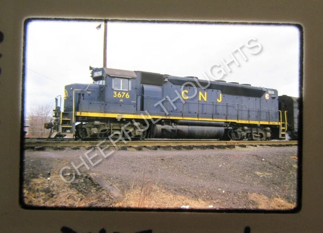 Original  '73 Kodachrome Slide CNJ Jersey Central 3676 GP40-P Raritan, NJ  37L15