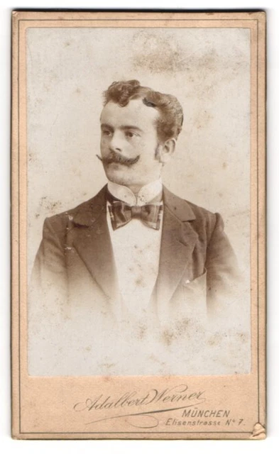 Fotografie Adalbert Werner, München, Elisenstrasse 7, Junger Herr mit welligen