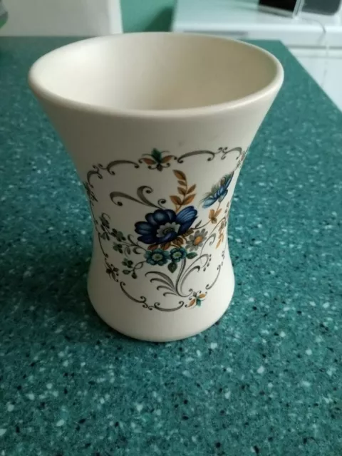 VINTAGE Purbeck Ceramics Swanage  - Blue Flowers Small Vase 10cm high VGC