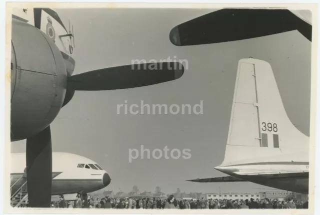 RAF Lyneham Bristol Britannia Day 1958 Large Original Photo, CX005