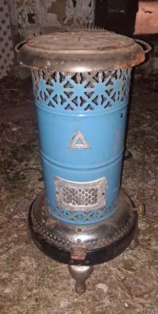 older Perfection Smokeless Oil (kerosene) Heater rare model 430 blue enamel