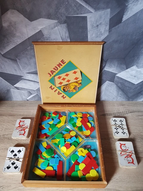 Dujardin Le Nain Jaune – Jeu De Société Classique En Mallette Table – 3 à 8 Joueurs, Dès 7 Ans – Idéal Pour Soirées En Famille Ou Entre Amis