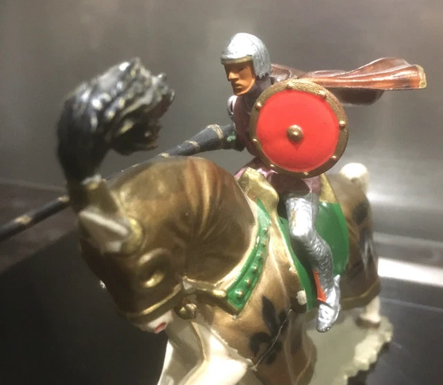 LOT SOLDATS ANCIENS Starlux Chevaliers Gaulois Figurine 1/32 Moyen Âge EUR 10,00 - FR