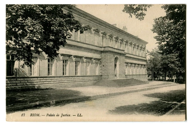 CPA 63 Puy-de-Dôme Riom Palace of Justice