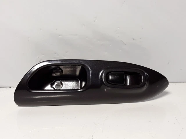 2015 NISSAN JUKE 2010-2019 Interruttore finestra elettrico portellone 5 porte 254111KL5A