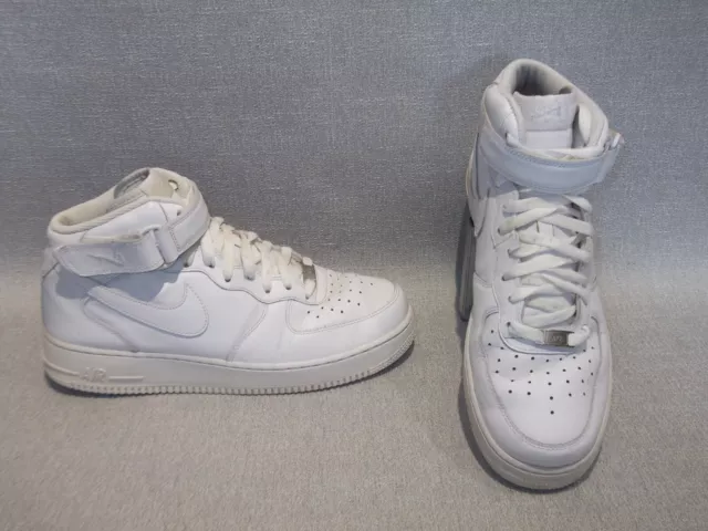 Scarpe bianche store nike alte