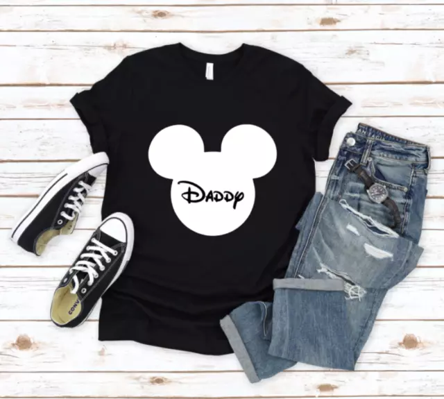 T-Shirt Personalisierter Name Minnie Maus. Disney inspiriertes Disneyland-T-Shirt für Herren