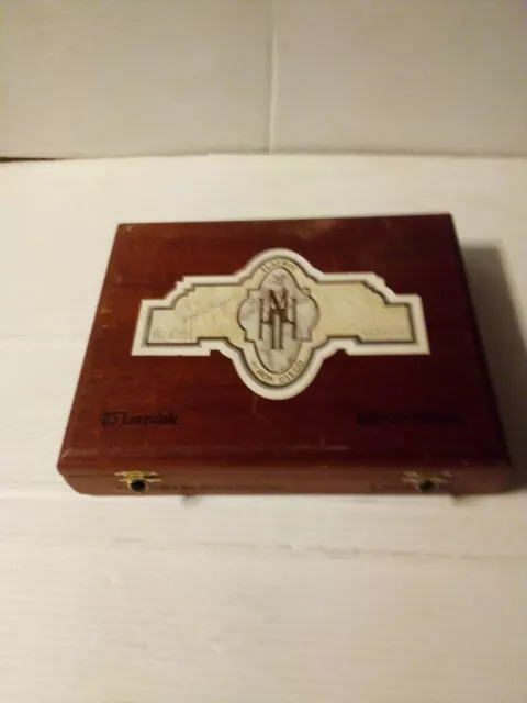Vtg Wooden Cigar Box Signature Playboy Hugh Hefner by Don Diego 25 Lonsdale