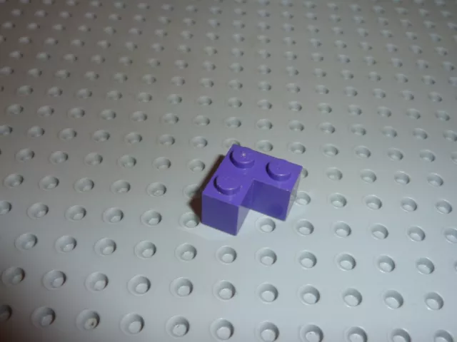 1 x LEGO MdLilac Brick 2x2 Corner ref 2357 Set 4695/4562