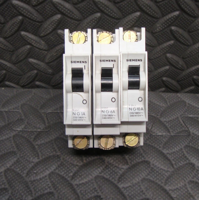 Lot De 2 Disjoncteurs Schneider Electric Ng160n - 125 Ampères - Occasion