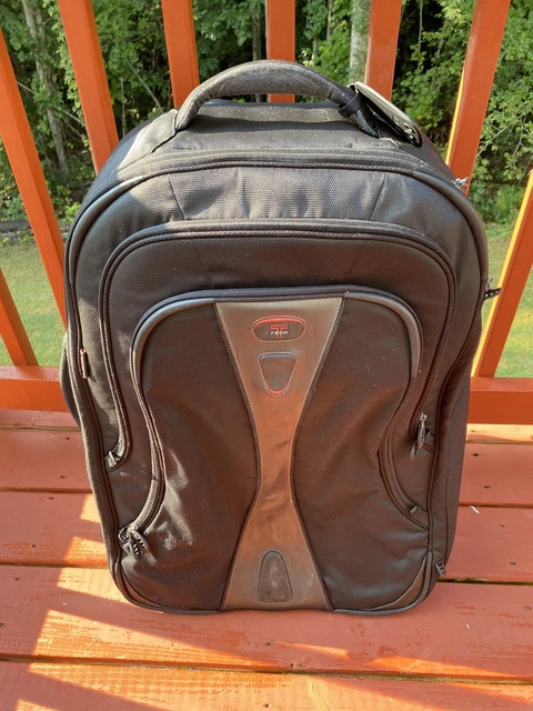Tumi T-Tech Madison 27" Wheeled Rolling Luggage. Style 5526D. Damaged