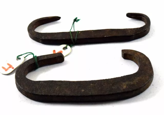 Beautiful Antique Rare Pair Of Iron Fire Flint Strike Heavy Duty Metal G19-62