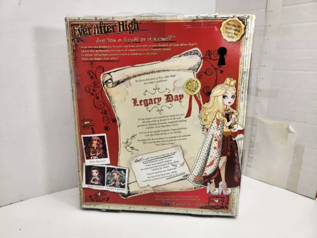 Ever After High Apple White Legacy Day Doll Daughter of Snow White 3