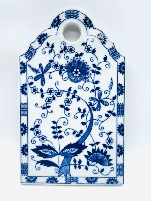 Ceramic Hand Painted Scalloped Blue & White Floral Trivet Or Wall Hanging 9”