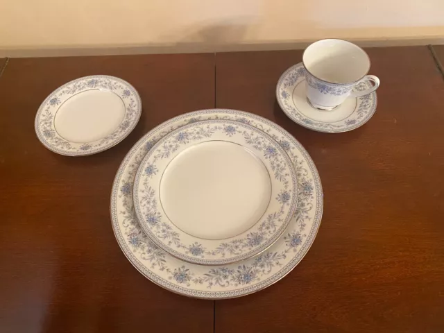 Noritake Vintage Fine China Set Blue Hill Svc for Four 20pc Set Silver Floral