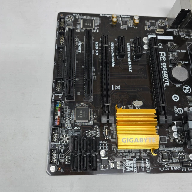 GIGABYTE GAZ97PD3 MOTHERBOARD ATX LGA1150 With i5 Processor Untested
