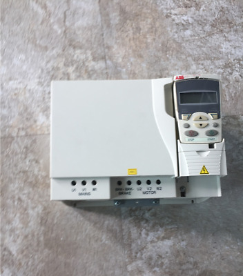 1pcs NUOVO ABB INVERTITORE acs150-03e-05a6-4 2.2kw 
