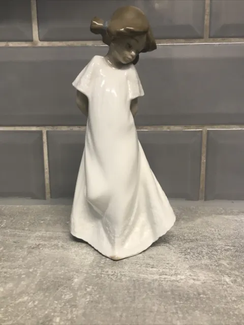 Lladro Nao Figurine - So Shy 1109